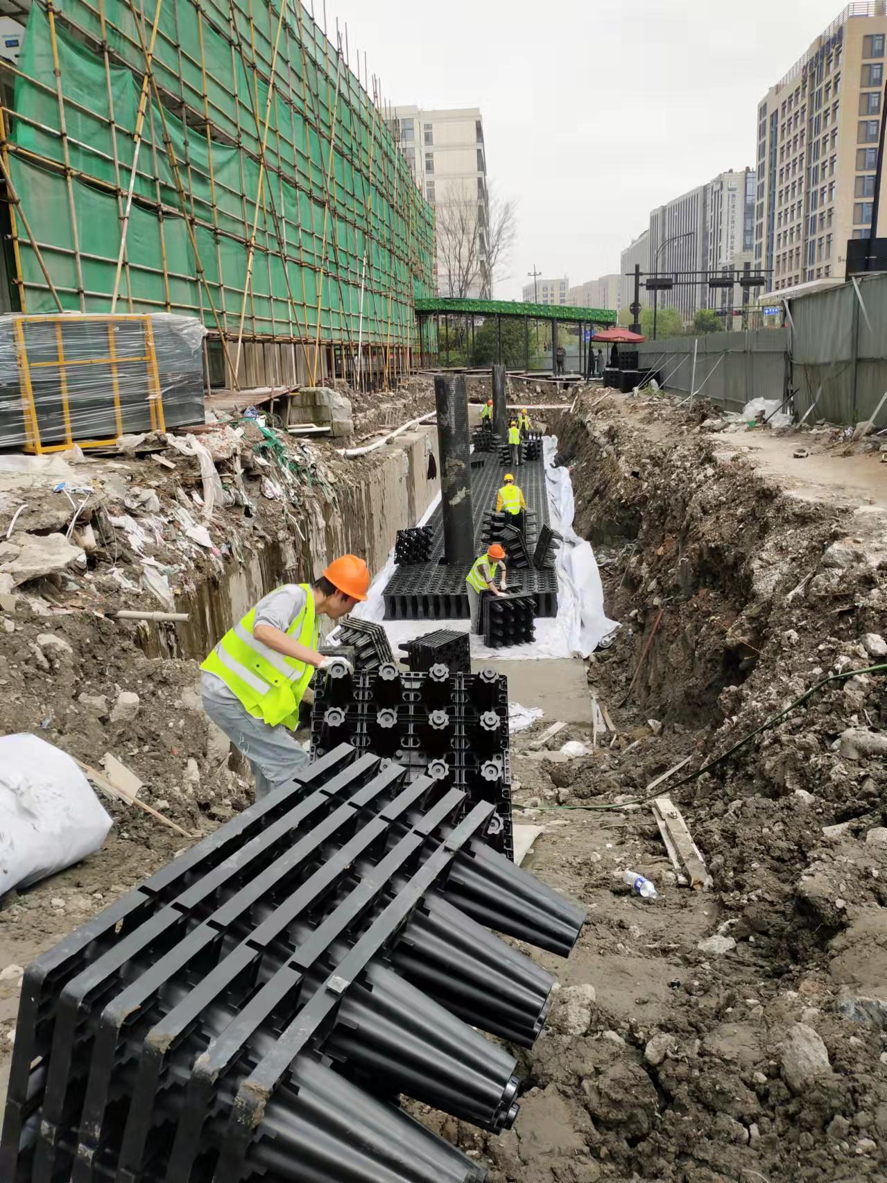 杭政儲(chǔ)出（2016）25號(hào)地塊商業(yè)、商務(wù)兼容城市軌道交通（世貿(mào)&泰禾中央廣場）